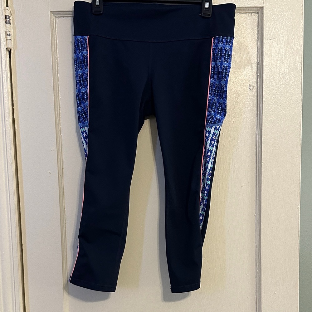 GapFit Cropped Navy Blue Leggings with Patterned Sides